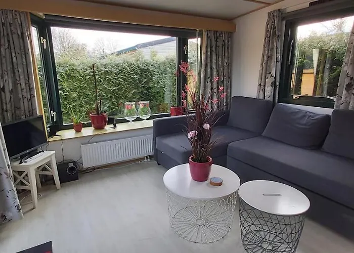 Chalet Gezellig Familie Tot 6 Personen Op De Veluwe Bungalowpark De Kern