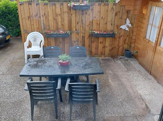 Gezellig Familie Tot 6 Personen Op De Veluwe Bungalowpark De Kern *