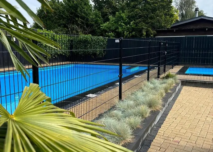 Gezellig Familie Tot 6 Personen Op De Veluwe Bungalowpark De Kern Chalet Putten