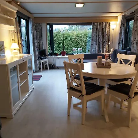 Comfortabel En Gezellig Familie Tot 6 Personen Op De Veluwe Bungalowpark De Kern Chalet Putten