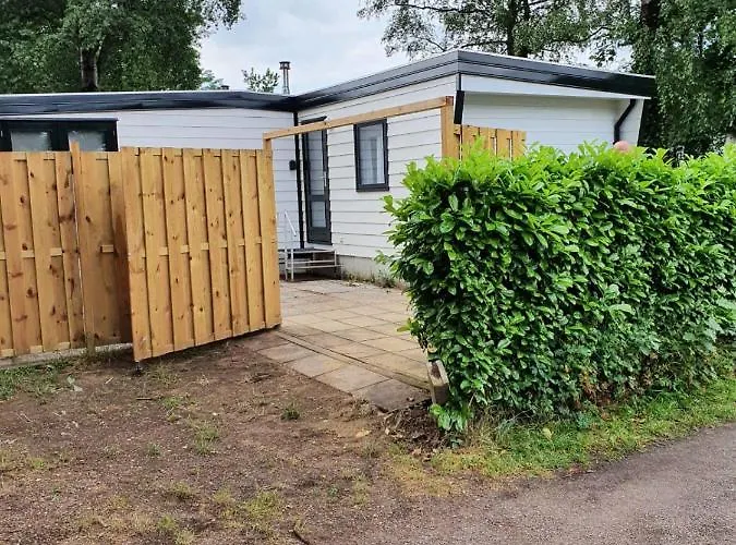 Gezellig Familie Tot 6 Personen Op De Veluwe Bungalowpark De Kern Horská chata